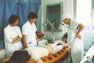 Hospital acupuncture in China, 2000 hospital3